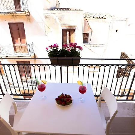 Sciabika - Edificio Egadi Castellammare del Golfo